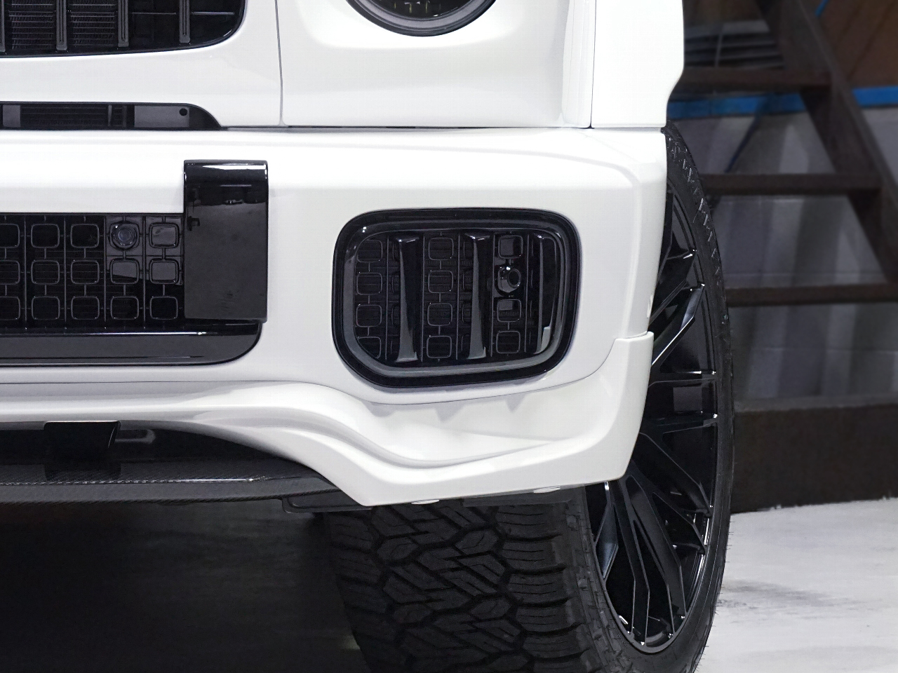 バンパーグリルフィン